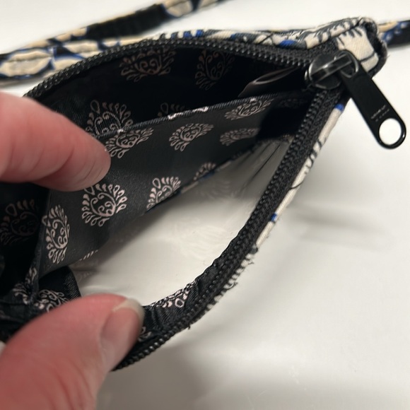 Vera Bradley Snow Lotus ID Zip Pouch and Lanyard - Picture 6 of 8